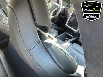 Tesla Model S Model S, Liftback, 2012 / 2026 75D picture 17