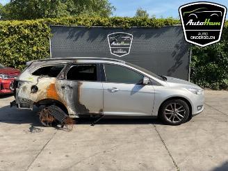 Démontage voiture Ford Focus Focus 3 Wagon, Combi, 2010 / 2020 1.0 Ti-VCT EcoBoost 12V 125 2017/10