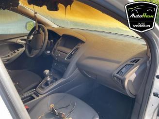 Ford Focus Focus 3 Wagon, Combi, 2010 / 2020 1.0 Ti-VCT EcoBoost 12V 125 picture 14