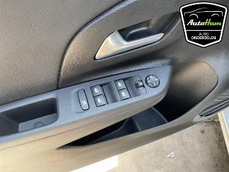 Opel Corsa Corsa F (UB/UH/UP), Hatchback 5-drs, 2019 1.2 Turbo 12V 100 Hybrid picture 17