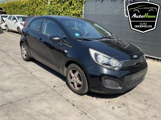 Kia Rio Rio III (UB), Hatchback, 2011 / 2017 1.2 CVVT 16V picture 2