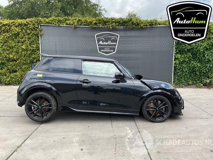 Mini Mini Mini (F65/F66), Hatchback, 2024 1.5 12V Cooper C 3-Drs.