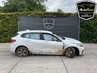 rozbiórka samochody osobowe BMW 1-serie 1 serie (F40), Hatchback, 2019 118i 1.5 TwinPower 12V 2021/6