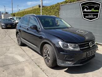Volkswagen Tiguan Tiguan (AD1), SUV, 2016 / 2024 2.0 TDI 16V BlueMotion Technology SCR picture 2