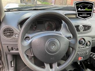 Renault Clio Clio III (BR/CR), Hatchback, 2005 / 2014 1.2 16V 75 picture 16