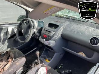 Toyota Aygo Aygo (B10), Hatchback, 2005 / 2014 1.0 12V VVT-i picture 10
