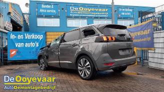 demontáž osobní automobily Peugeot 5008 5008 II (M4/MC/MJ/MR), MPV, 2016 / 2024 1.2 12V e-THP PureTech 130 2017/12