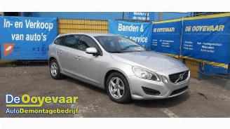disassembly passenger cars Volvo V-60 V60 I (FW/GW), Combi, 2010 / 2018 2.0 D3 20V 2012/6
