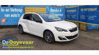 demontáž osobní automobily Peugeot 308 308 (L3/L8/LB/LH/LP), Hatchback 5-drs, 2013 / 2021 1.2 12V e-THP PureTech 110 2014/11
