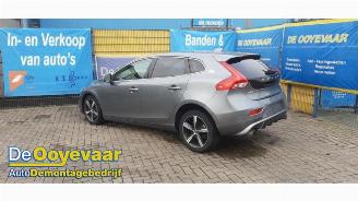 Purkuautot passenger cars Volvo V-40 V40 (MV), Hatchback 5-drs, 2012 / 2019 1.5 T2 16V Geartronic 2018/3
