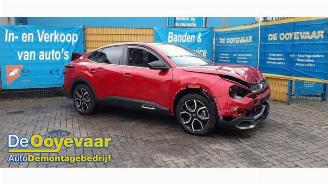 demontáž osobní automobily Citroën C4 C4 X (BD/BE/BF), Sedan, 2022 e-C4 X 54 kWh 2024/7