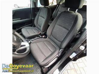 Kia Rio Rio IV (YB), Hatchback, 2017 1.0i T-GDi 100 12V picture 8