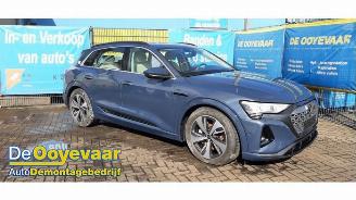 begagnad bil motor Audi Q8 Q8 E-tron (GEG), SUV, 2022 / 2025 50 Quattro 95 kWh 2023/6