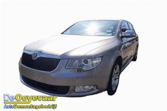 demontáž osobní automobily Skoda Superb Superb (3TAA), Hatchback, 2008 / 2015 1.8 TSI 16V 2010/2