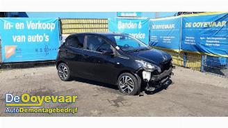 demontáž osobní automobily Peugeot 108 108, Hatchback, 2014 1.0 12V 2015/11
