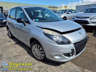 Renault Scenic Scenic III (JZ), MPV, 2009 / 2016 2.0 16V CVT picture 2