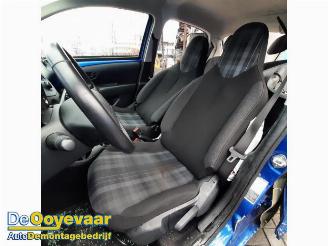 Peugeot 108 108, Hatchback, 2014 1.0 12V picture 7