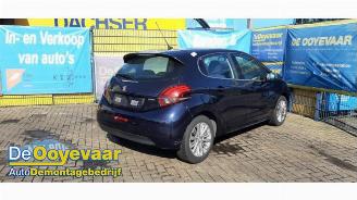 Peugeot 208 208 I (CA/CC/CK/CL), Hatchback, 2012 / 2019 1.2 Vti 12V PureTech 82 picture 2