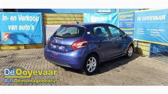 Peugeot 208 208 I (CA/CC/CK/CL), Hatchback, 2012 / 2019 1.4 16V picture 2