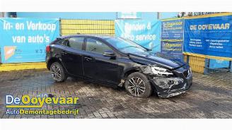 Purkuautot passenger cars Volvo V-40 V40 (MV), Hatchback 5-drs, 2012 / 2019 2.0 T2 16V 2017/3
