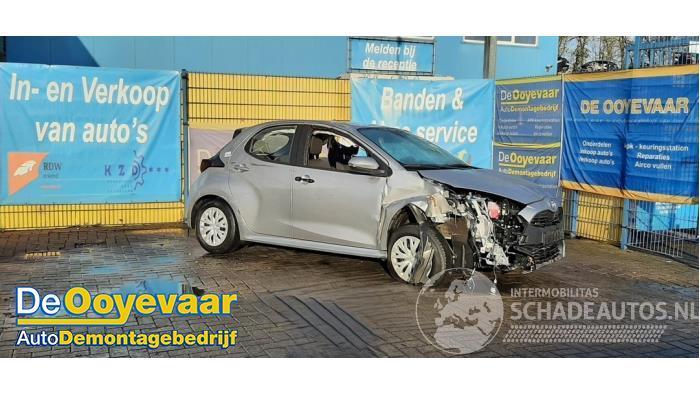 Toyota Yaris Yaris IV (P21/PA1/PH1), Hatchback, 2020 1.5 12V Hybrid 115