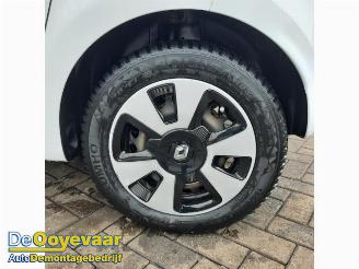 Renault Twingo Twingo III (AH), Hatchback 5-drs, 2014 1.0 SCe 70 12V picture 10