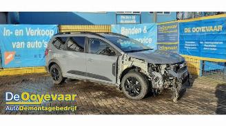 Auto da rottamare Dacia Jogger Jogger, MPV, 2022 1.6 Hybrid 140 16V 2024/9