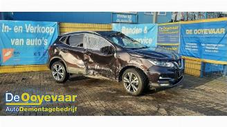 Uttjänta bilar auto Nissan Qashqai Qashqai (J11), SUV, 2013 1.3 DIG-T 140 16V 2021/2