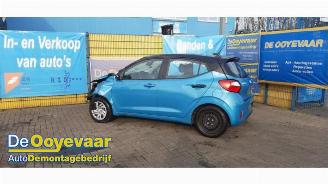 Salvage car Hyundai I-10 i10, Hatchback, 2019 1.0 12V 2020/10