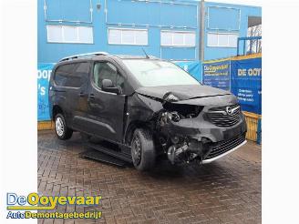 Salvage car Opel Combo Combo Cargo, Van, 2018 1.5 CDTI 130 2021/5