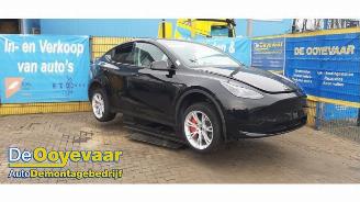 Coche siniestrado Tesla Model Y Model Y (5YJY), SUV, 2019 / 2025 RWD 2023/5