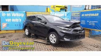 Auto da rottamare Kia Cee d Ceed Sportswagon (CDF), Combi 5-drs, 2018 1.0i T-GDi MHEV 12V 2022/10