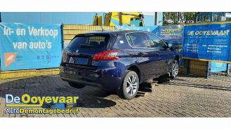 Peugeot 308 308 (L3/L8/LB/LH/LP), Hatchback 5-drs, 2013 / 2021 1.2 12V e-THP PureTech 130 picture 2