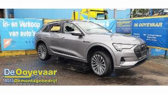 Uttjänta bilar auto Audi E-tron e-tron (GEN), SUV, 2018 / 2023 55 quattro 2019/12