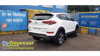 Hyundai Tucson Tucson (TL), SUV, 2015 1.6 T-GDi 16V 2WD picture 2