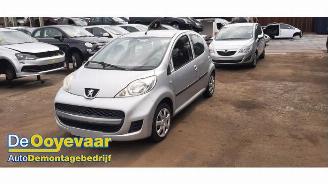Sloopauto Peugeot 107 107, Hatchback, 2005 / 2014 1.0 12V 2009/8