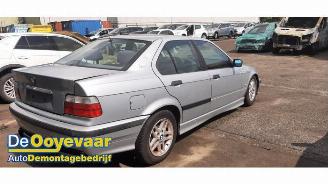 BMW 3-serie 3 serie (E36/4), Sedan, 1990 / 1998 316i picture 4