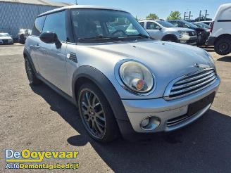 Dezmembrări autoturisme Mini Mini Mini (R56), Hatchback, 2006 / 2013 1.4 16V One 2007/6