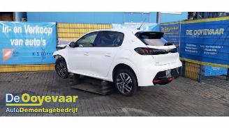 Uttjänta bilar auto Peugeot 208 208 II (UB/UH/UP), Hatchback 5-drs, 2019 1.2 Vti 12V PureTech 100 2021/11