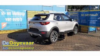 Kia Stonic Stonic (YB), SUV, 2017 1.0i T-GDi 12V picture 2