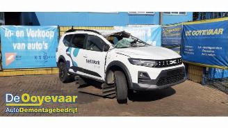 Purkuautot passenger cars Dacia Jogger Jogger, MPV, 2022 1.0 TCe 110 12V 2026/2