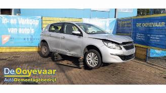 demontáž osobní automobily Peugeot 308 308 (L3/L8/LB/LH/LP), Hatchback 5-drs, 2013 / 2021 1.6 BlueHDi 120 2015/12