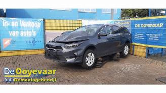 Kia Cee d Ceed Sportswagon (CDF), Combi 5-drs, 2018 1.5 T-GDI 16V picture 3