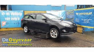 Vrakbiler auto Ford Focus Focus 3 Wagon, Combi, 2010 / 2020 1.0 Ti-VCT EcoBoost 12V 100 2013/5