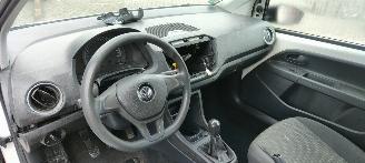 Volkswagen Up!  picture 8