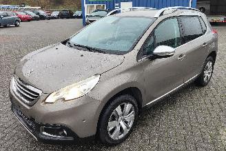 Vaurioauto  passenger cars Peugeot 2008 Peugeot 2008 Allure e hdi 2014/12