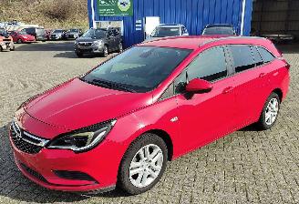 damaged passenger cars Opel Astra Opel Astra ST 1.0 ECOTEC Turbo Dynamic 77kW S/S 2018/5