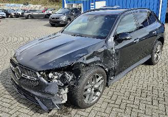Voiture accidenté Mercedes GLC Mercedes-Benz GLC 450 d 4Matic Edition AMG Line full option 2025/7