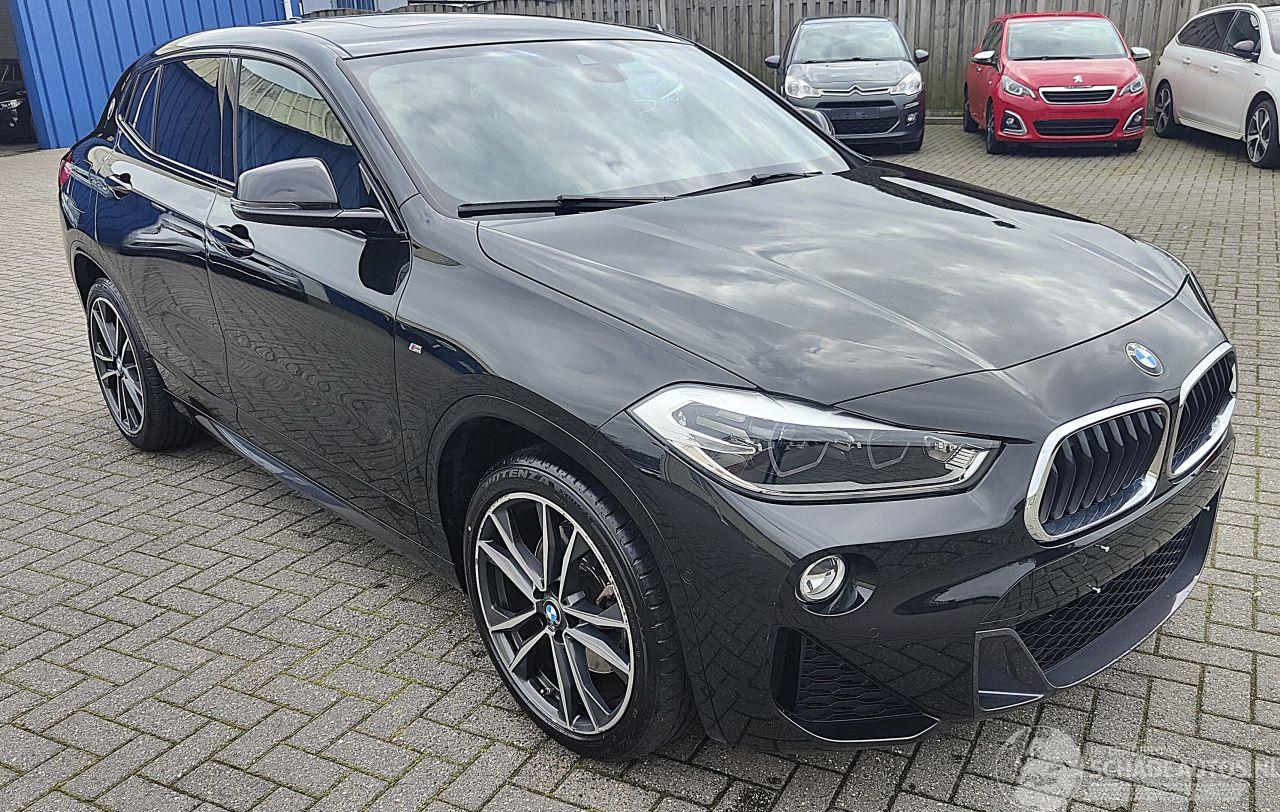 BMW X2 BMW X2 sDrive 20 i M Sport leder/pano full options !