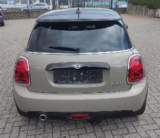 Mini Cooper MINI COOPER  1500 automaat nieuwstaat picture 4